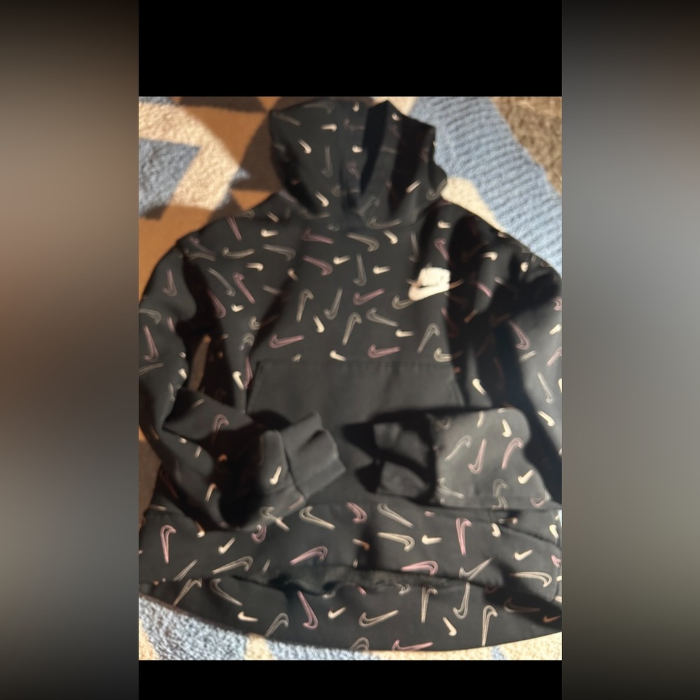 Nike hoodie girls size l
